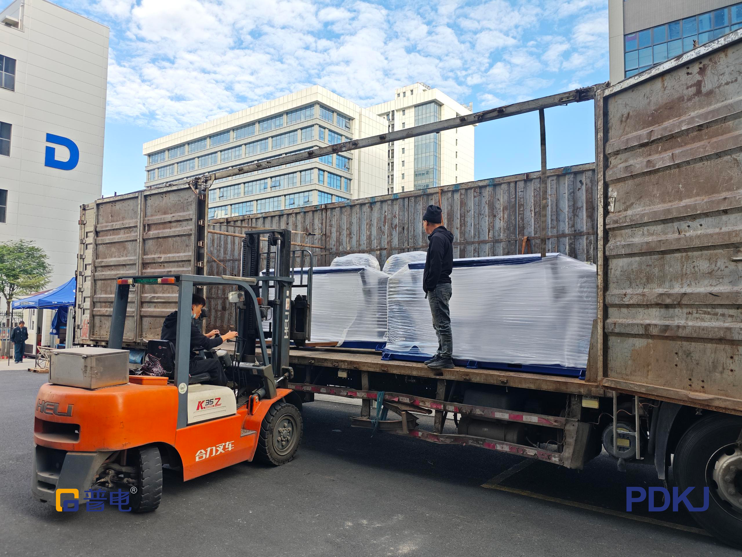 379cc52f-c99c-4a95-8318-5e15aa88dcc7 379cc52f-c99c-4a95-8318-5e15aa88dcc7