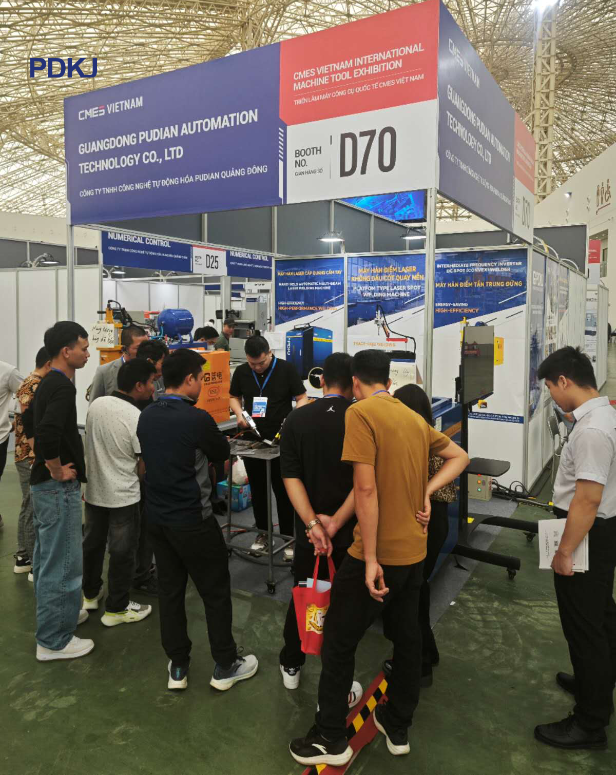 1ced352855bd7ab58767ce4f991efac7