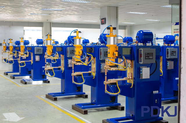 Spot welding machine warehouse