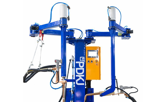 Dual Swing Arm Operation