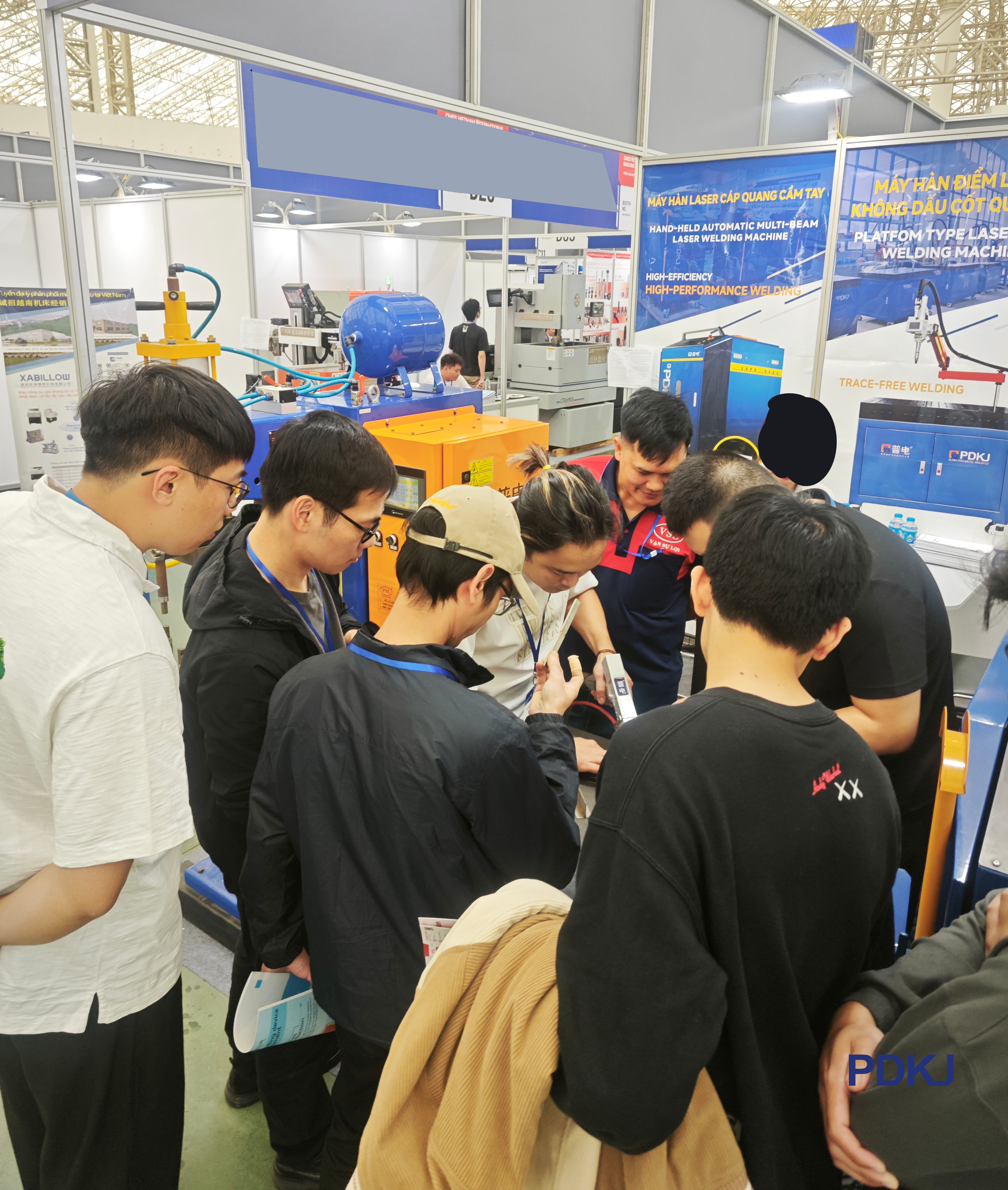 8b2c7aca6bbbf6054bd35e136765eeb1