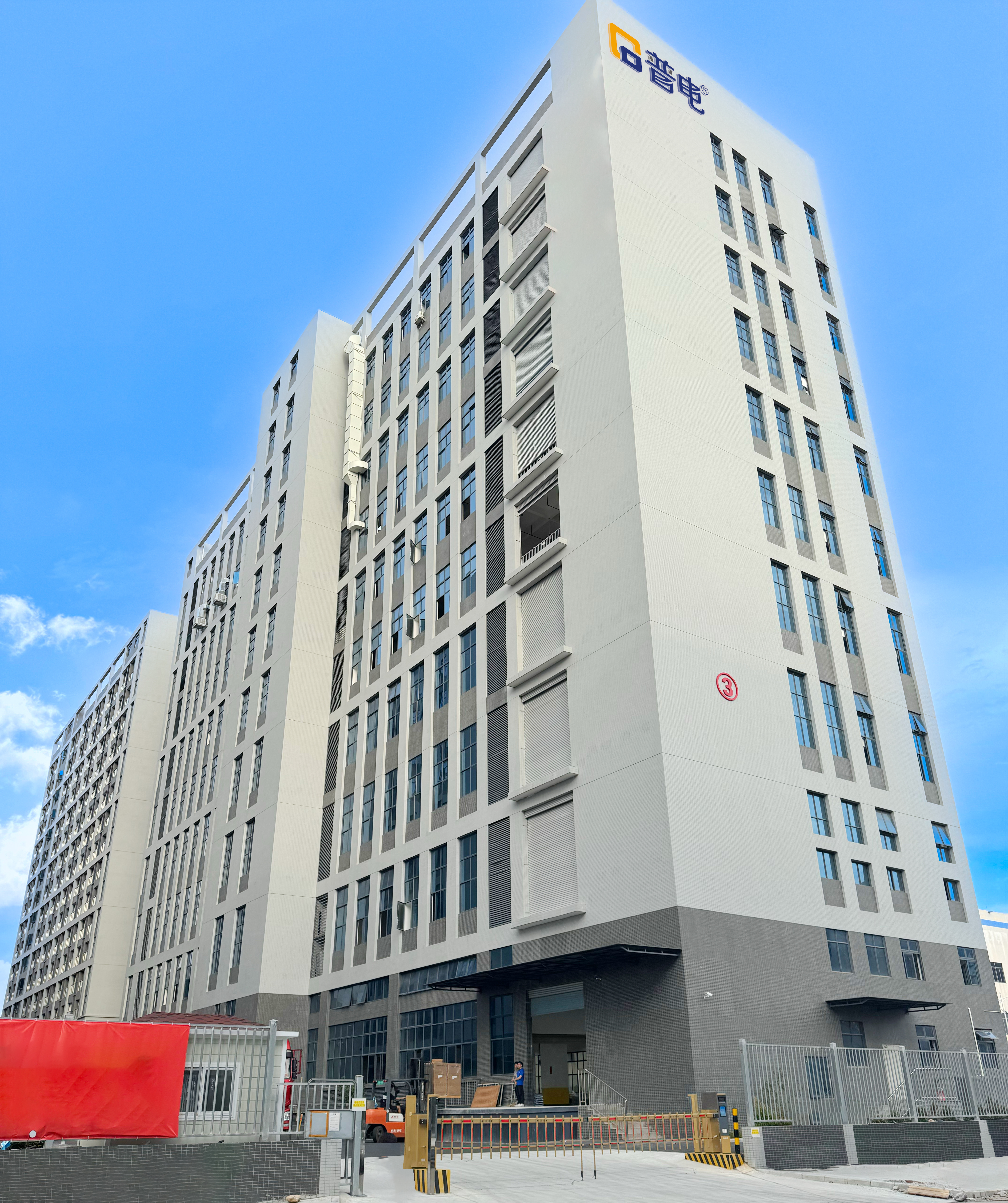 স্পট ওয়েল্ডিং মেশিন, লেজার ওয়েল্ডিং মেশিন, স্বয়ংক্রিয় ওয়েল্ডিং রোবট