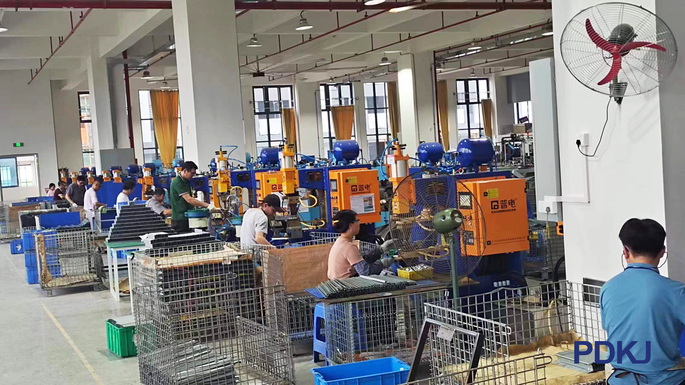 8c5a500661bed467915ebb021e83158