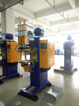 New energy vehicle industry